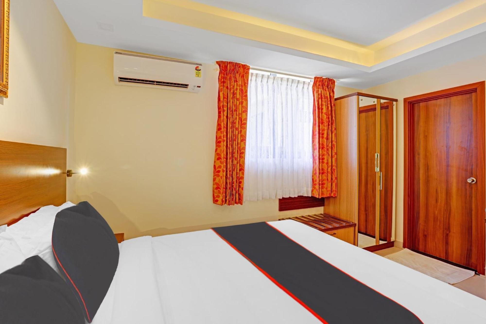Super Collection O Pallava Rajadhani Thiruvananthapuram Exteriör bild