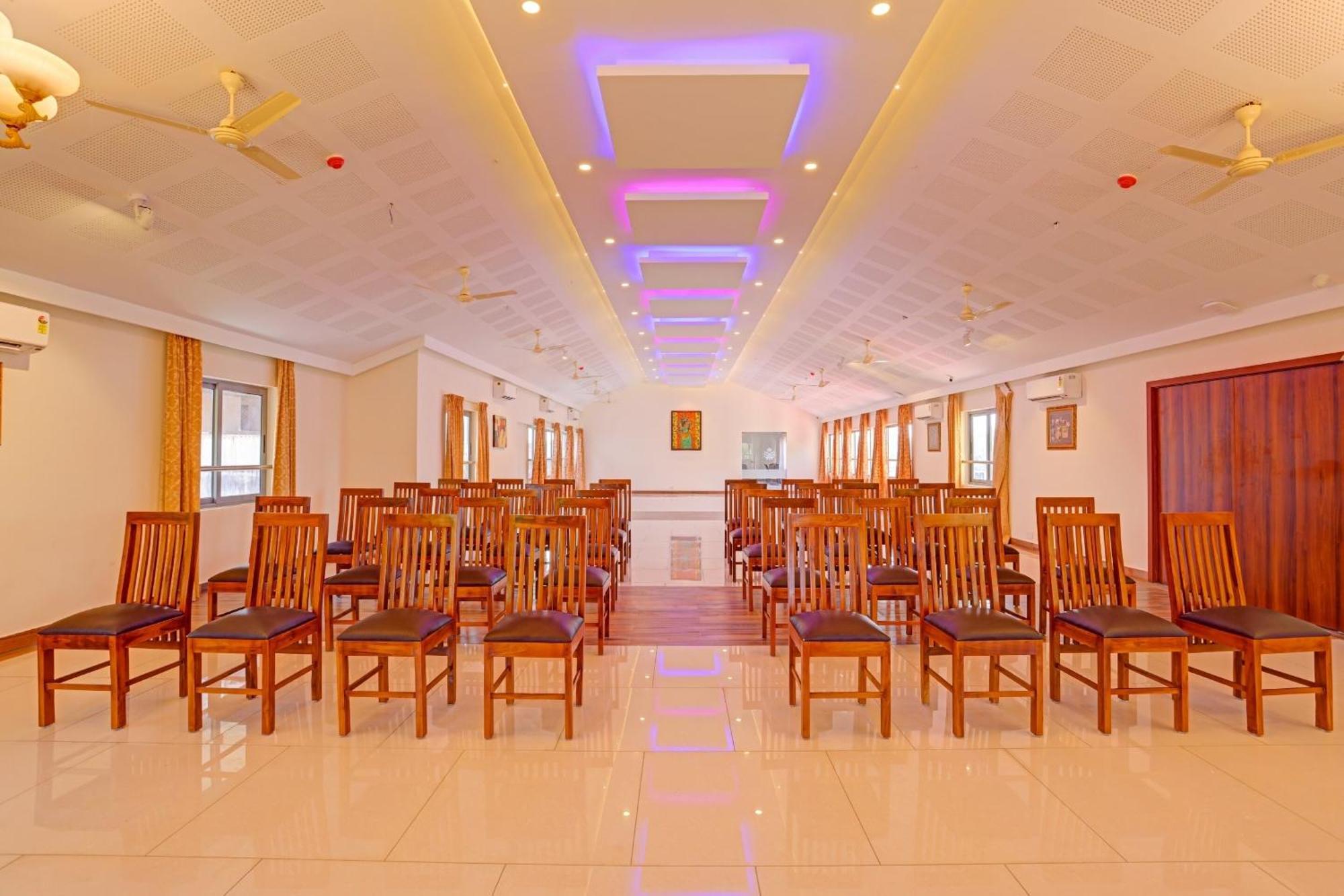 Super Collection O Pallava Rajadhani Thiruvananthapuram Exteriör bild