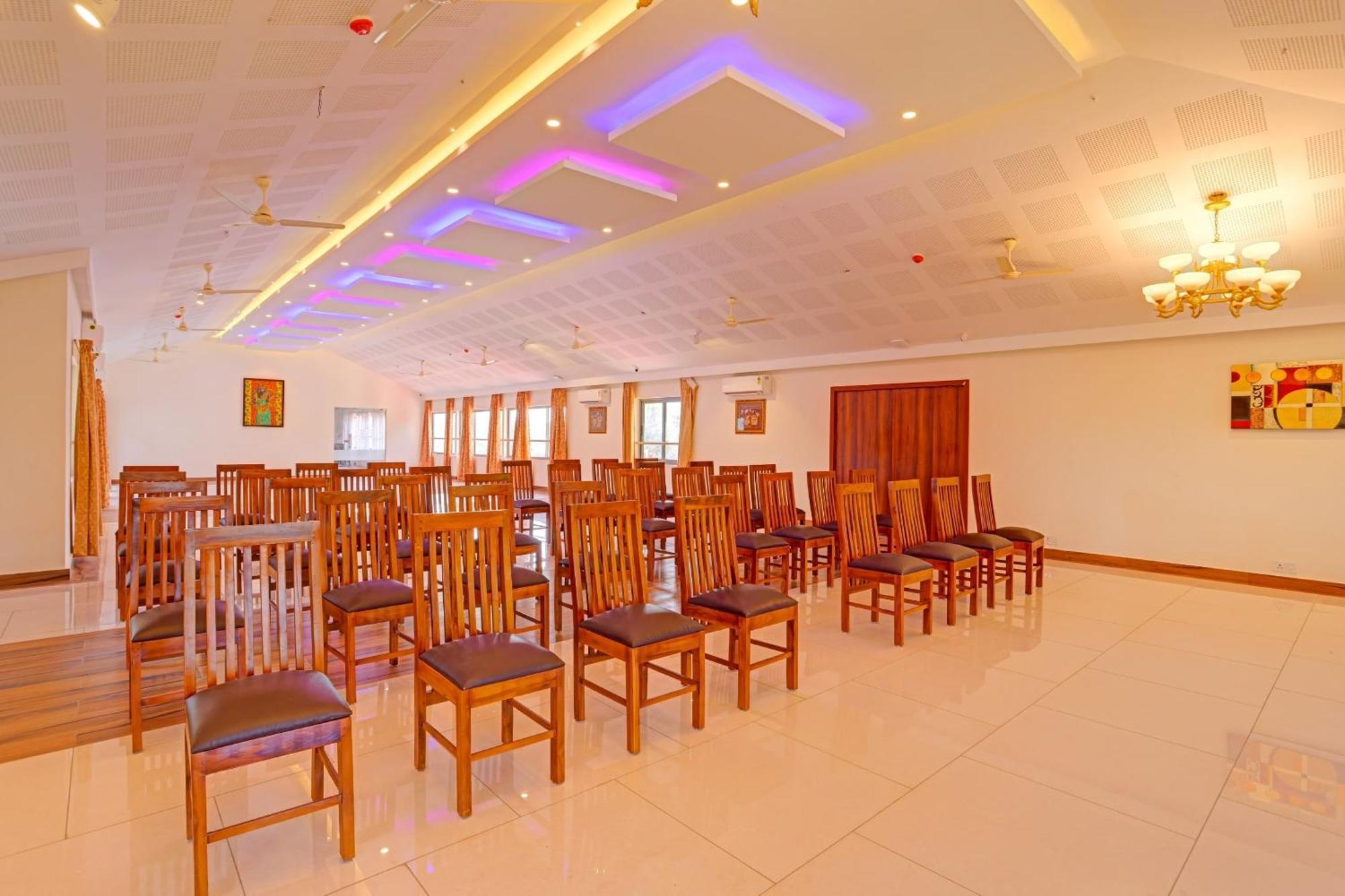 Super Collection O Pallava Rajadhani Thiruvananthapuram Exteriör bild