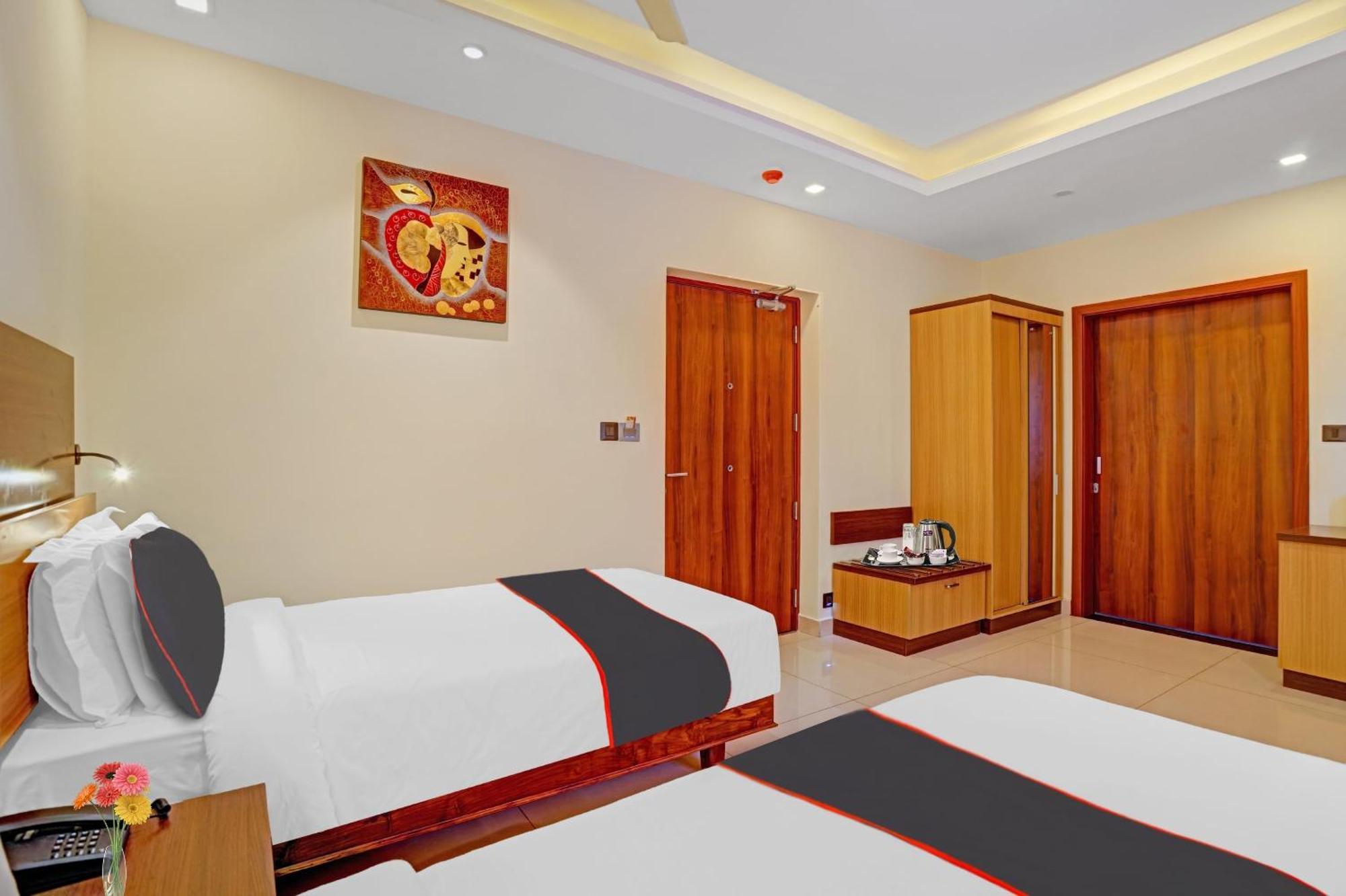 Super Collection O Pallava Rajadhani Thiruvananthapuram Exteriör bild